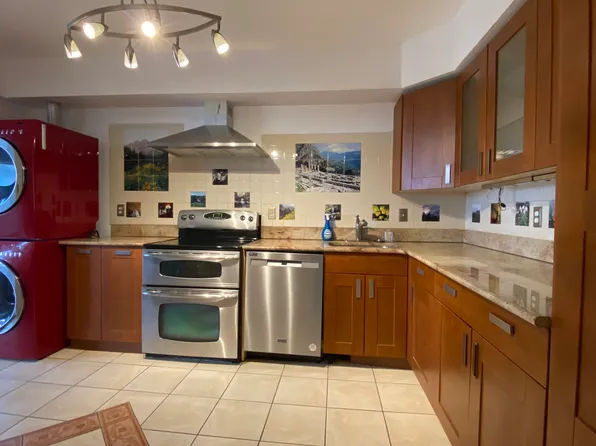 3713 George Mason Dr, Falls Church, VA