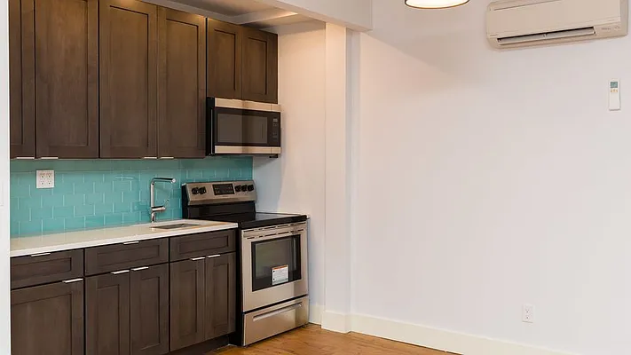 Rented by Nooklyn NYC LLC | media 3