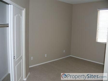 5th image of 38234 N La Grange Ln