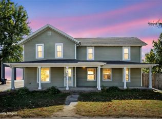 111 Main St, Palo, IA 52324
