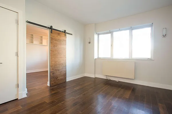 Rented by Twyford Real Estate | media 9