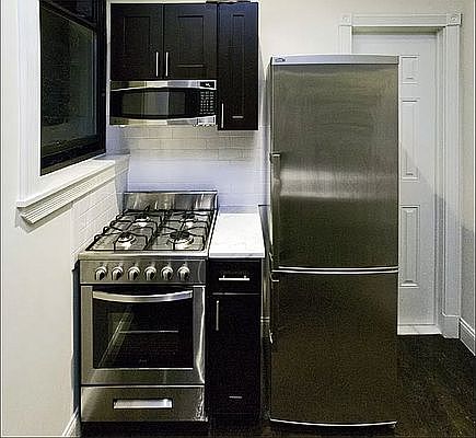 4th image of 513 E 82nd St APT 1C
