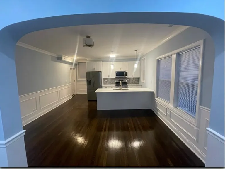 909 N Austin Blvd — Photo 4