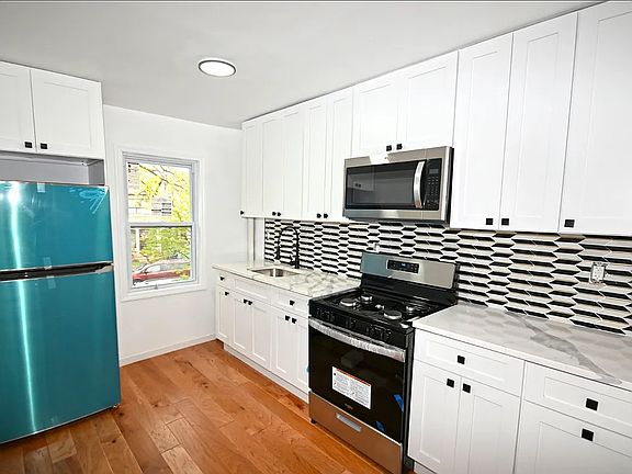 5th image of 112-29 200th St #2