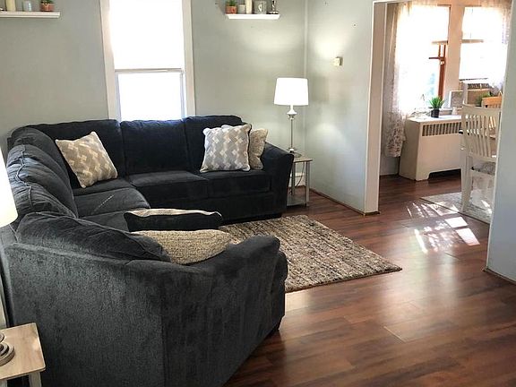 2nd image of 22 Willis Ave