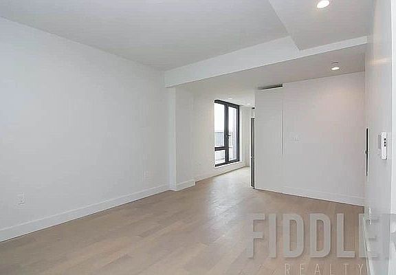 2nd image of 557 4th Ave #603