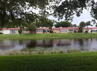 147 Lake Carol Dr #147, West Palm Beach, FL 33411