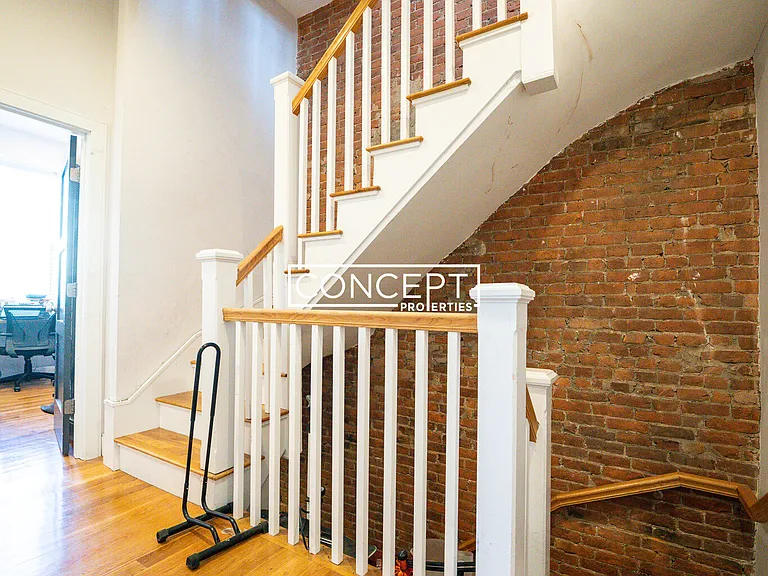 11 Highland Park Ave #Penthouse 2 — Photo 12