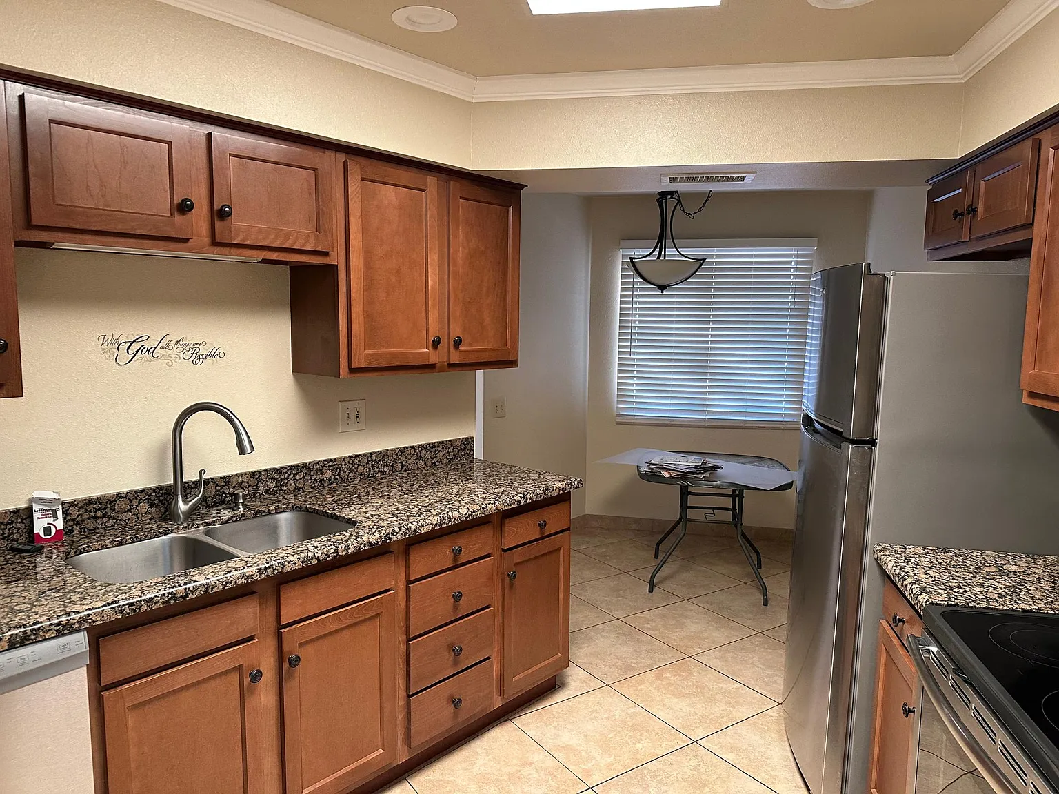 1 bed, 994 sqft, $1,400 — Photo 2