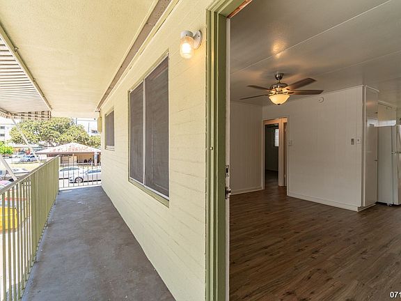 4th image of 1116 Isenberg St #2B-1BA-624SQFT