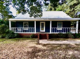 519 College Ave W, Wiggins, MS 39577