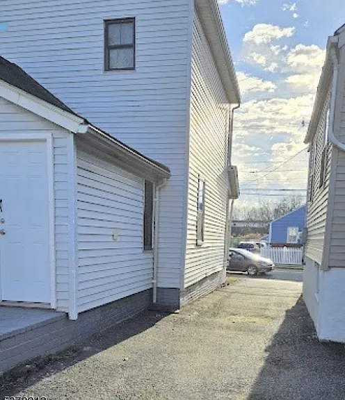 101 Carlton Ave — Photo 23