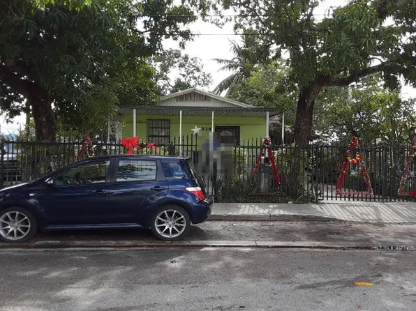 534 NW 30th St, Miami, FL 33127