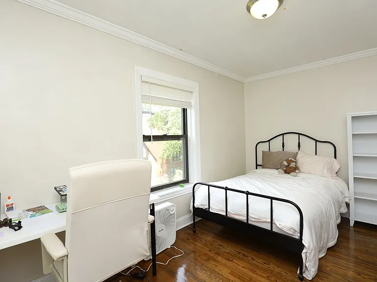 2535 N Seminary Ave #4 — Photo 15