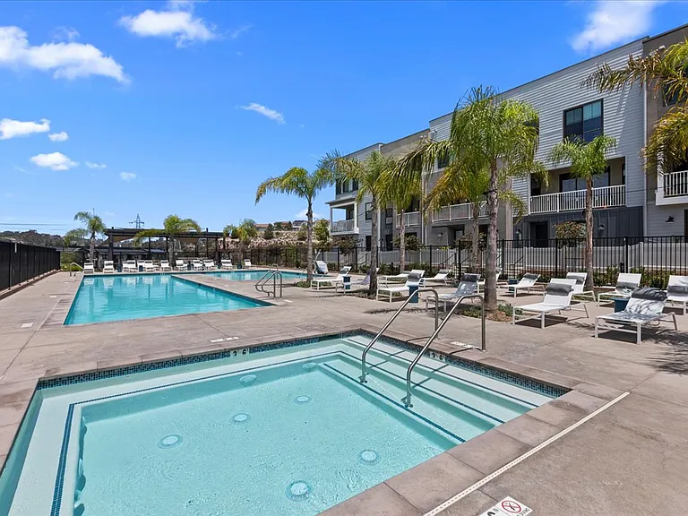 Community Pool and Jacuzzi