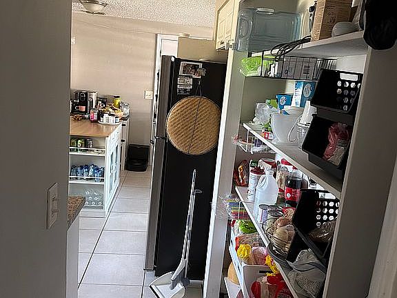 3rd image of 4808 Darlington Rd