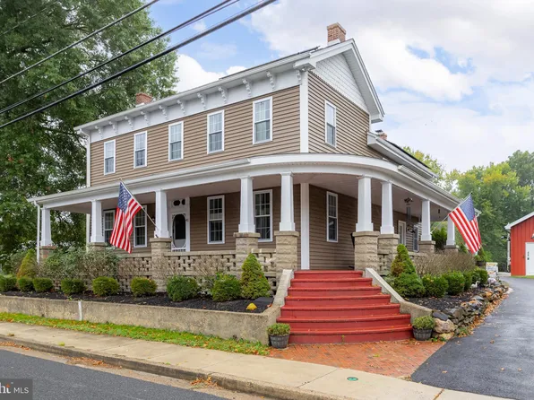 41 E Main St, Alloway, NJ 08001