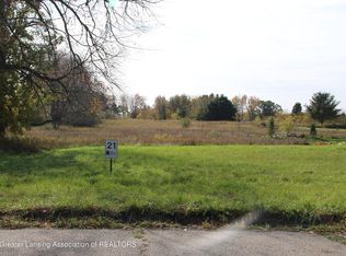 7370 Cross Creek Dr, Laingsburg, MI 48848