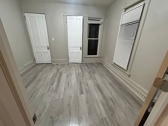 3rd image of 804 E 14th St #1