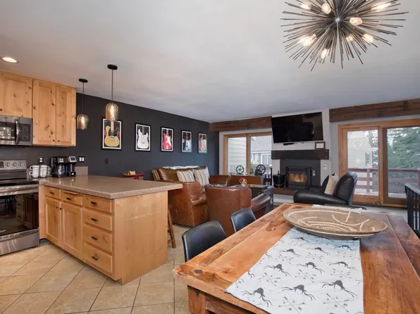 201 Lakeview Blvd #13, Mammoth Lakes, CA 93546