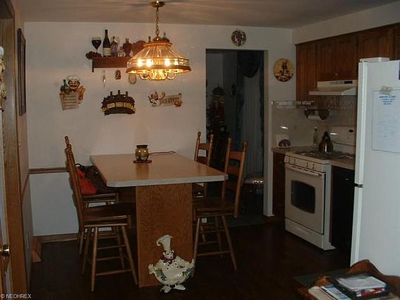 2nd image of 4557 Sheffield Dr