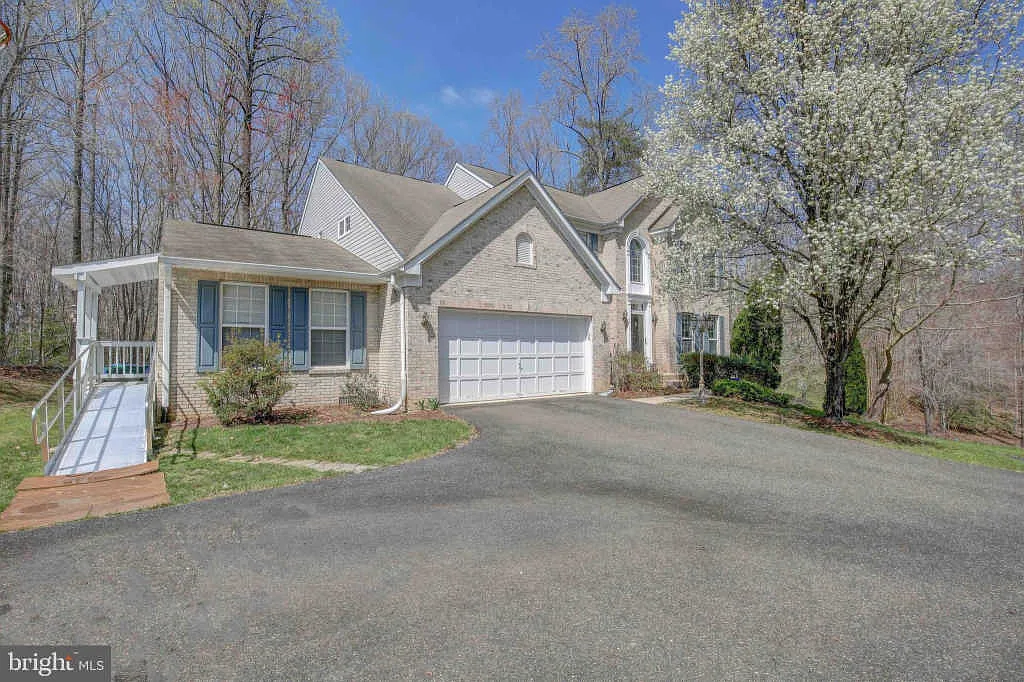 16610 Clydesdale Pl photo 1
