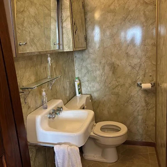 1650 Old Harrisburg Rd — Photo 17