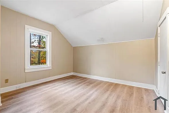 14 C St #14 — Photo 15