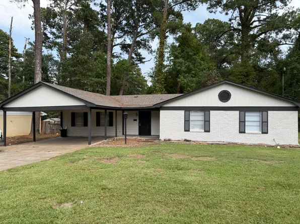 3118 Bienville Dr, Jackson, MS 39212