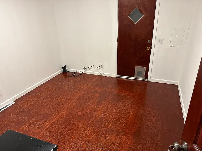 1641 W 82nd Pl — Photo 38