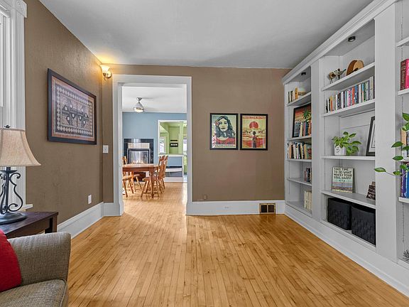 4th image of 1838 Pierce St NE