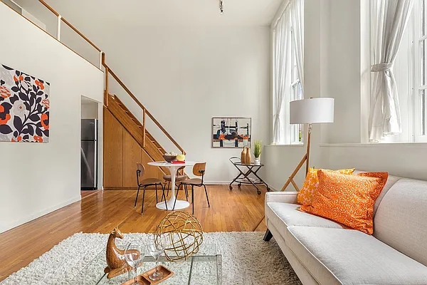 Rented by Compass | media 33