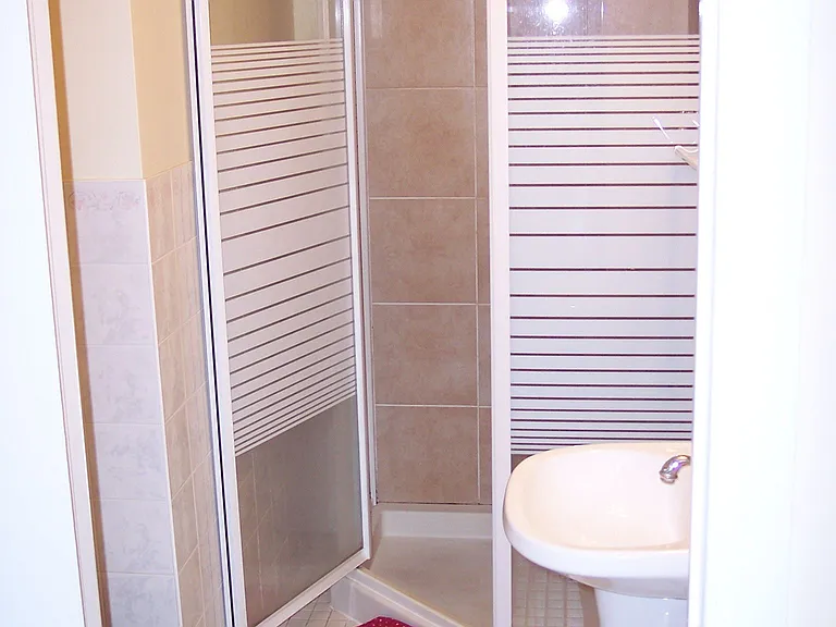 147 Bonham Blvd #LOWER — Photo 8