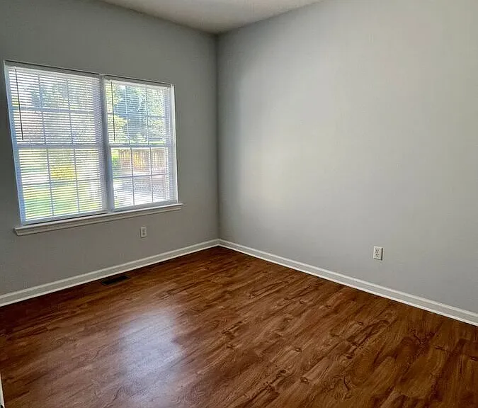 250 Highland Golf Dr — Photo 13