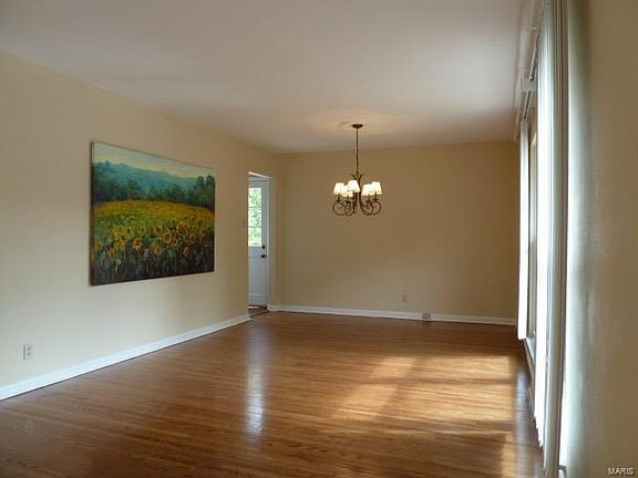 2nd image of 8901 Iroquois Dr
