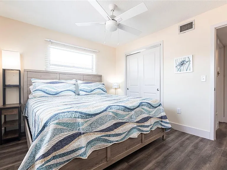 6020 Midnight Pass Rd #52B — Photo 10