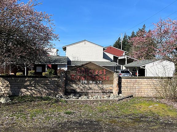 5th image of 328 91st Ave NE APT 15