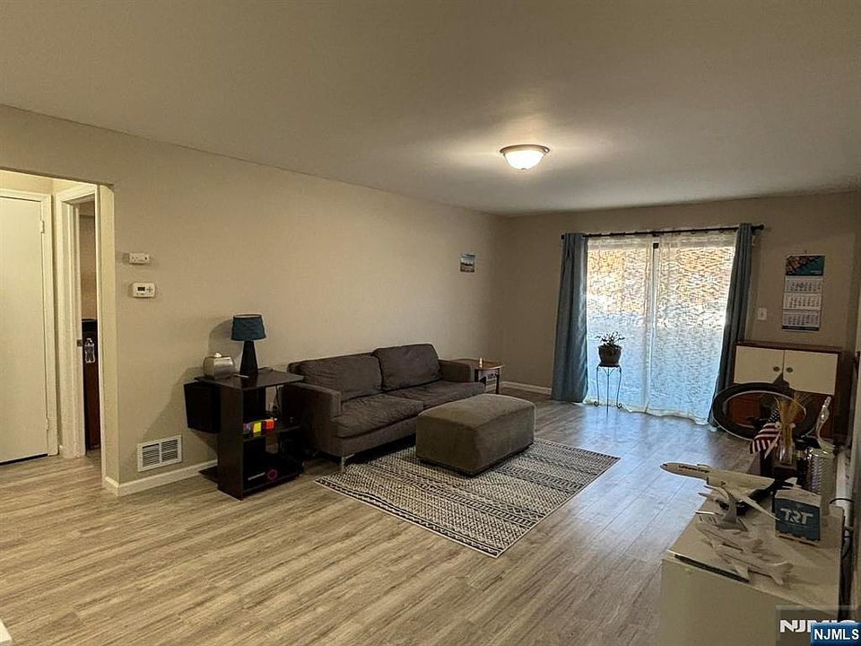 1st image of 92 E Beverly Hills Ter #9204
