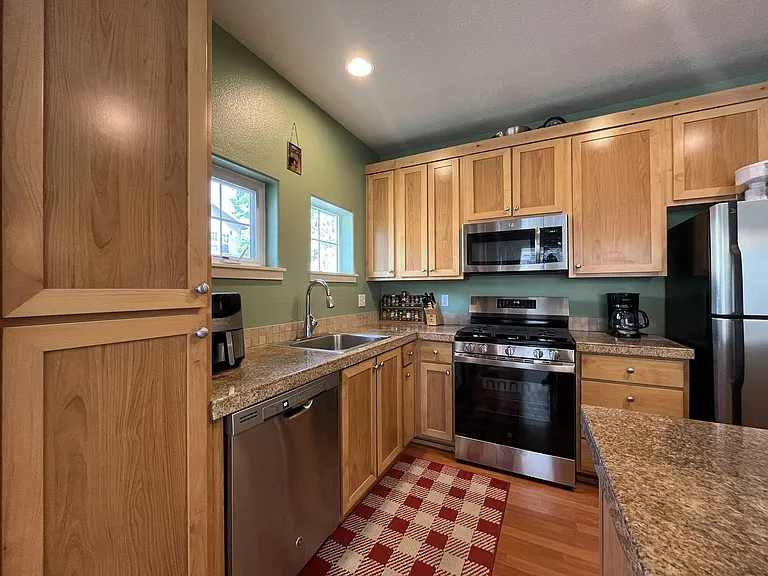 22858 SW Forest Creek Dr #203 — Photo 7
