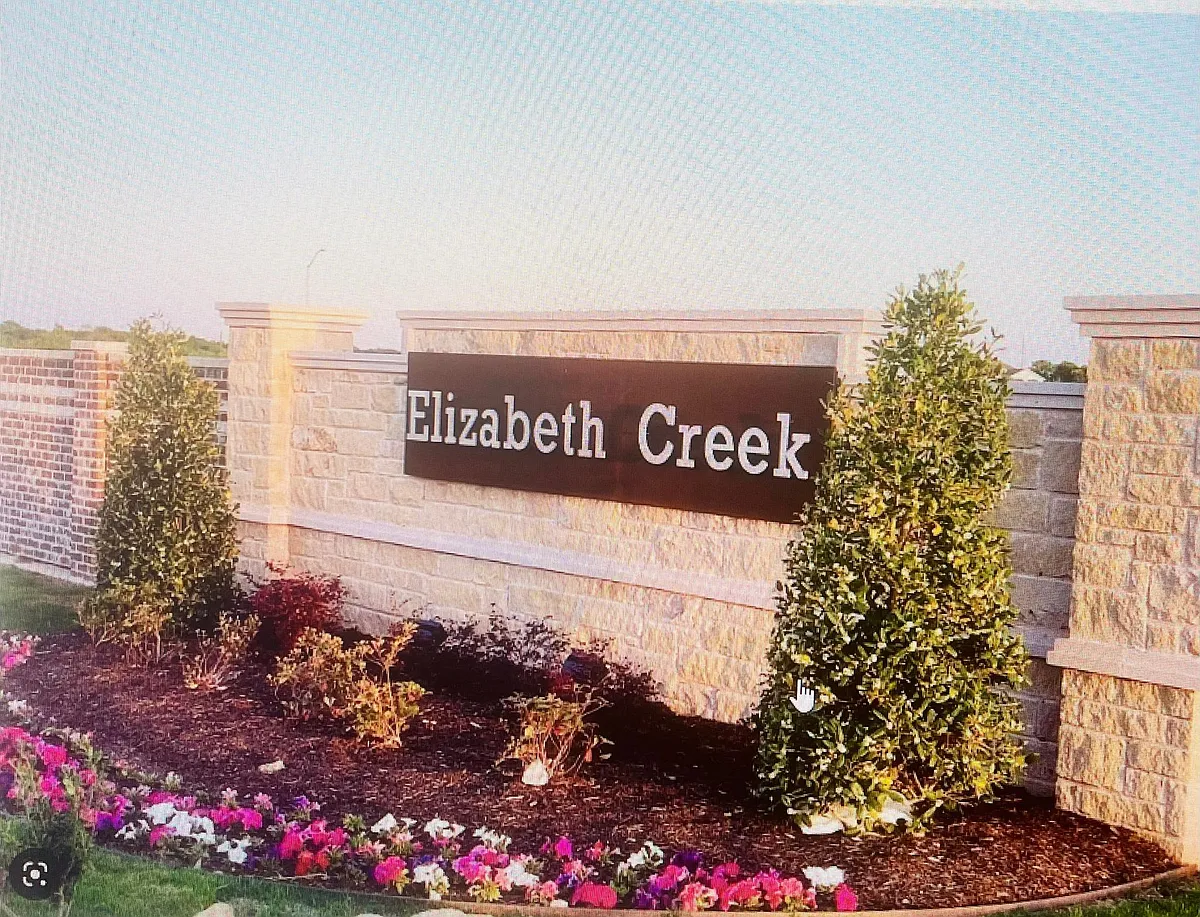 Neighborhood Entrance - 1005 Binney Dr