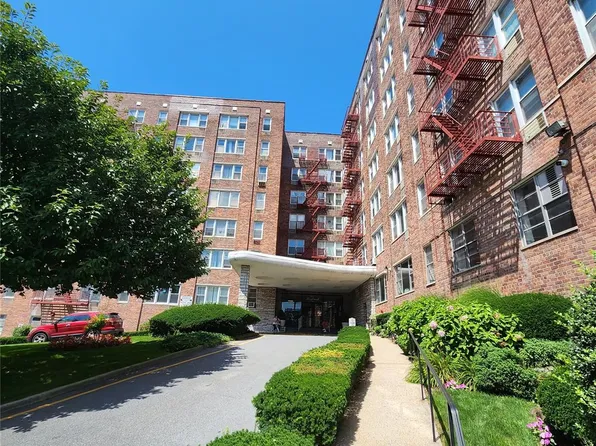 333 Bronx River Road #324, Yonkers, NY 10704
