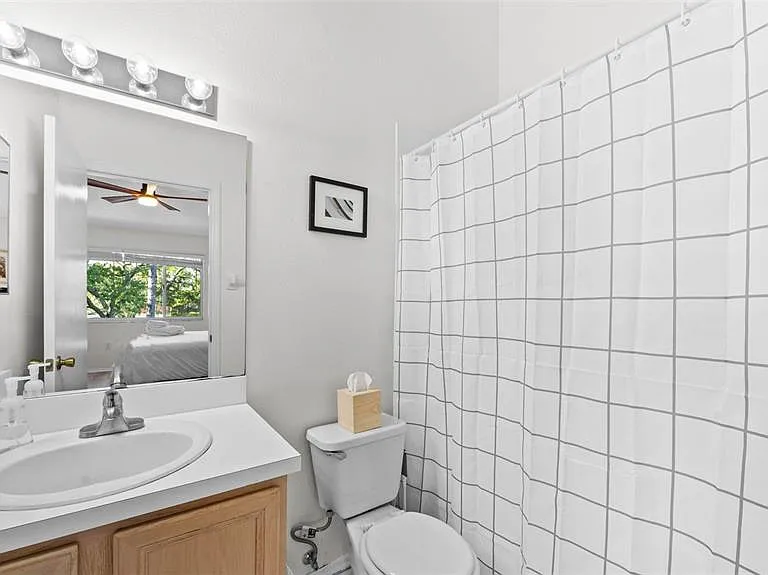 12444 Berkeley Square Dr — Photo 20