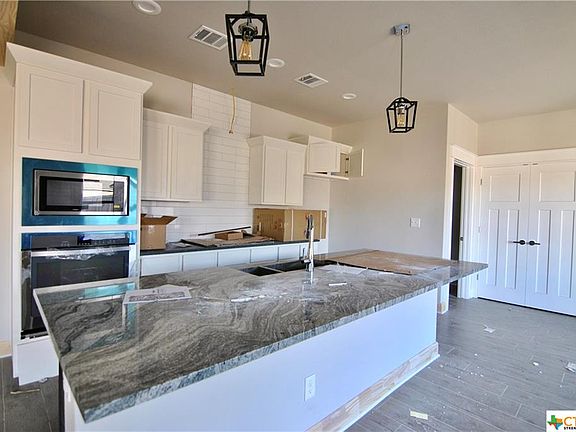 5th image of 3114 Crystal Ann Dr