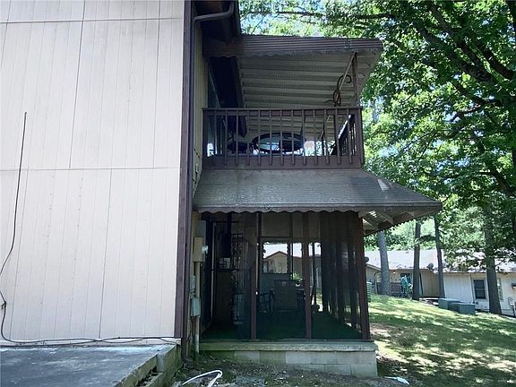 3rd image of 5 Britten Cir
