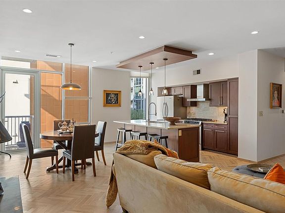 3rd image of 1600 Barton Springs Rd Unit 5301