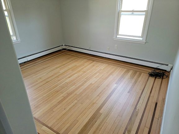 4th image of 1633 Hunter St #2