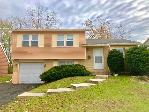 2nd image of 17695 Pheasant Ln