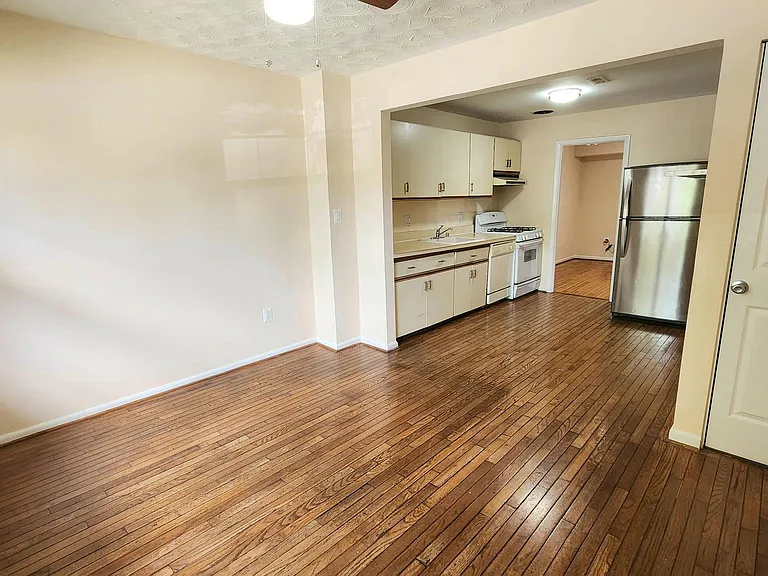 10823 Bucknell Dr #30 — Photo 6