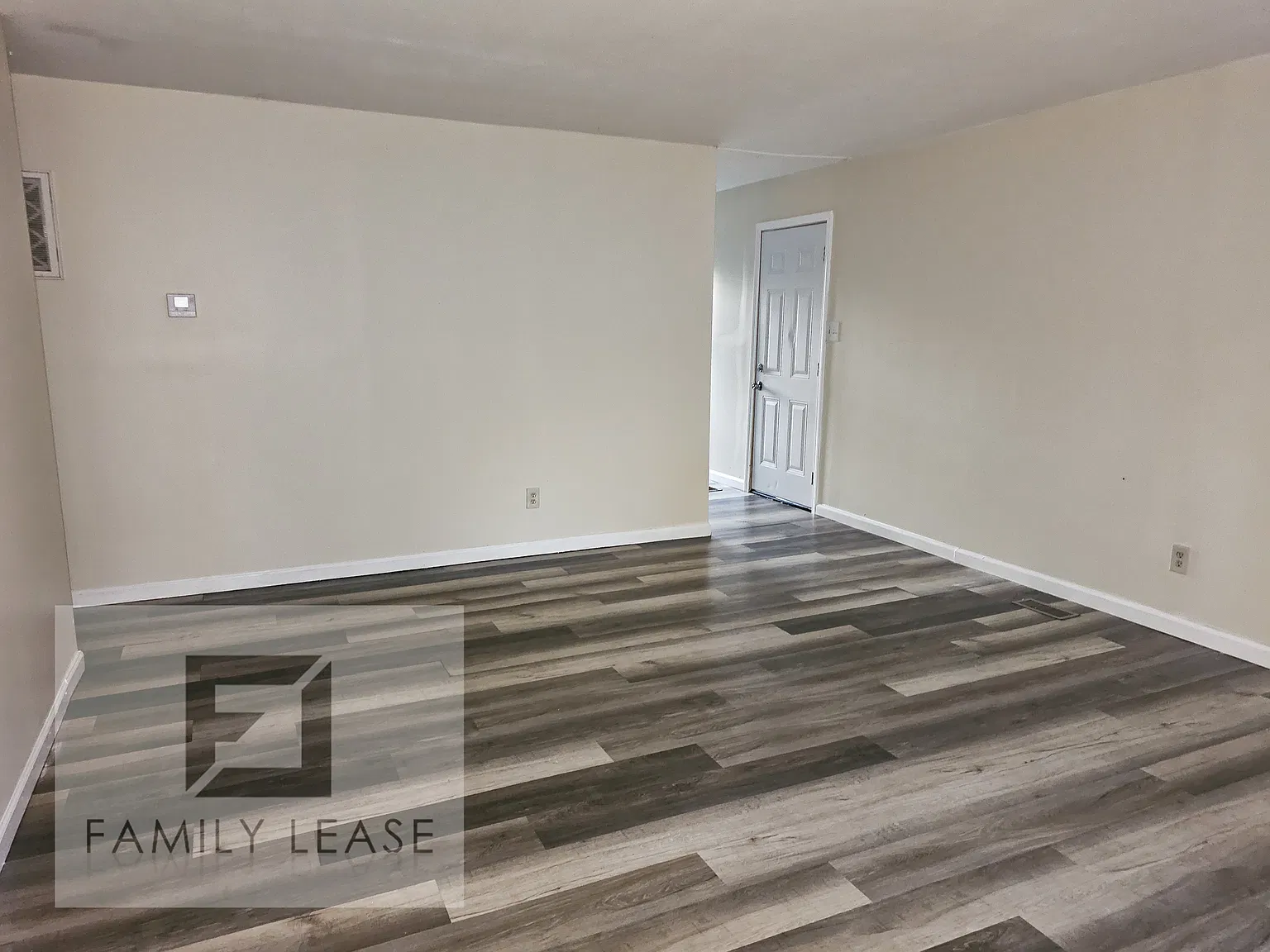 3 bed, 957 sqft, $1,325 — Photo 4