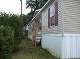 305 Creech Ave, Cumberland, KY 40823
